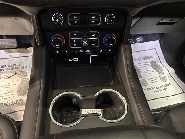 Used 2023 Chevrolet Suburban RST w/ Luxury Package image 26