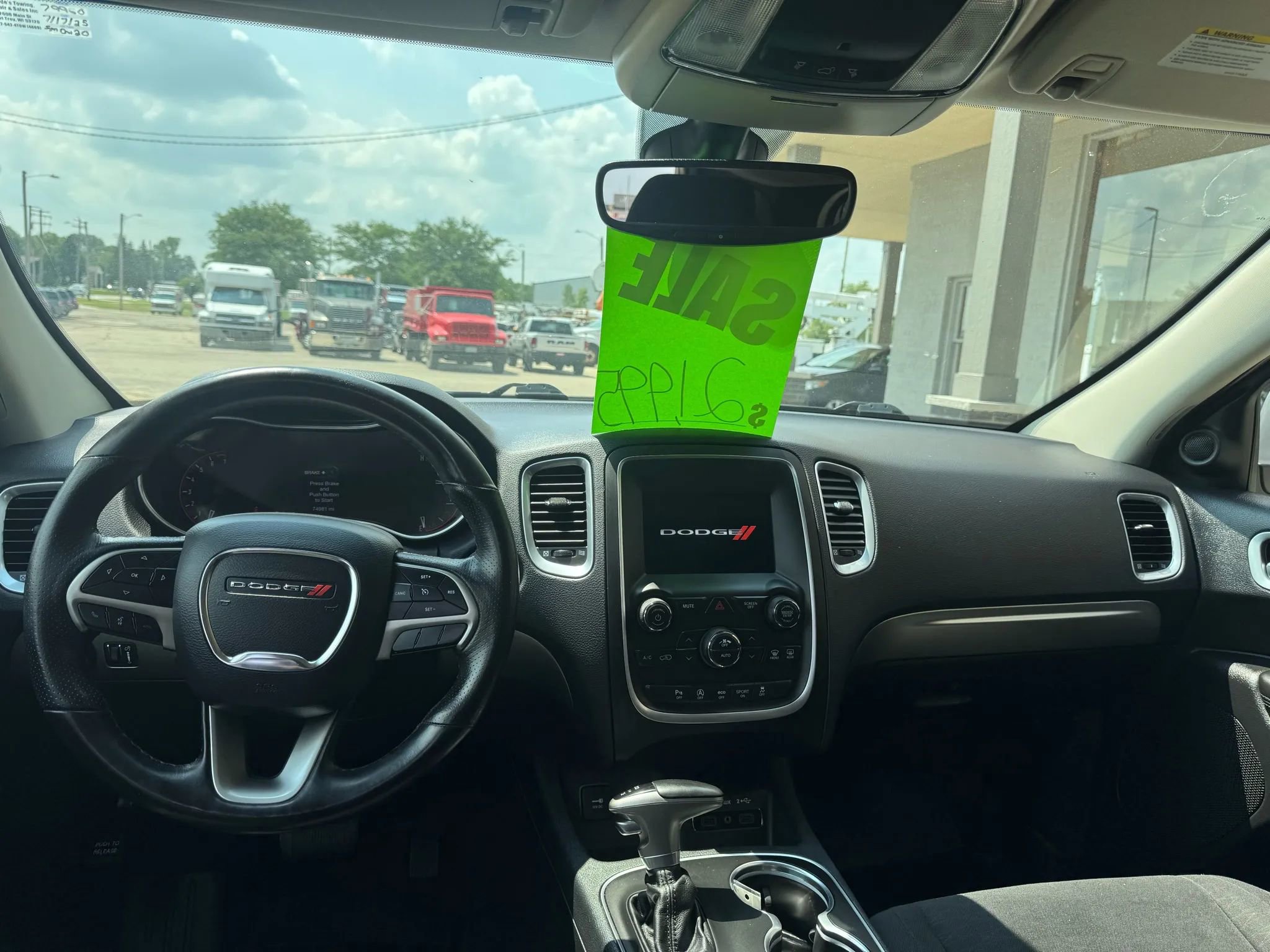 Used 2019 Dodge Durango SXT image 11