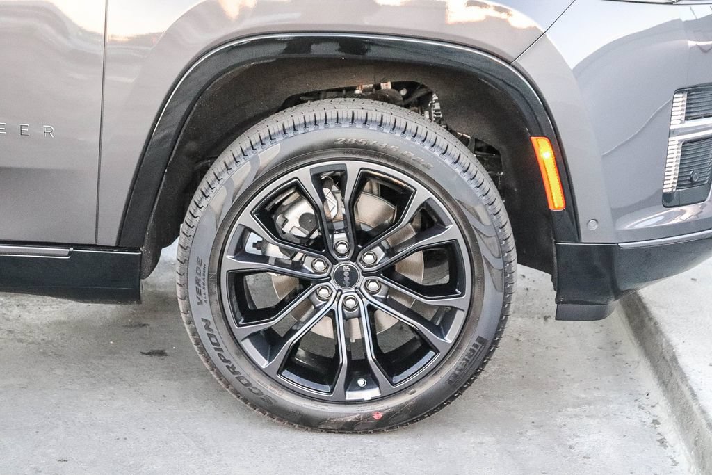 New 2026 Jeep Grand Wagoneer L Summit AWD/4WD image 11