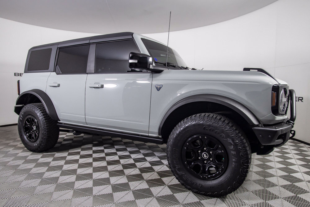 Used 2021 Ford Bronco First Edition AWD/4WD image 2