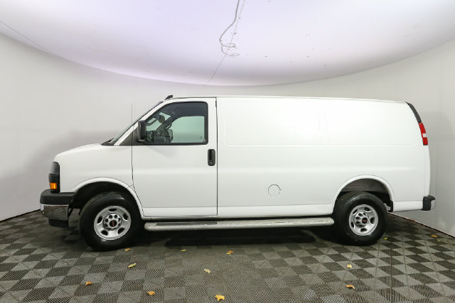 Used 2025 GMC Savana 2500 w/ Driver Convenience Package RWD image 6