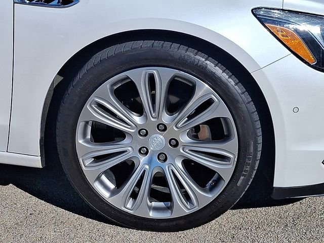 Used 2019 Buick LaCrosse Avenir w/ Driver Confidence Package II image 8