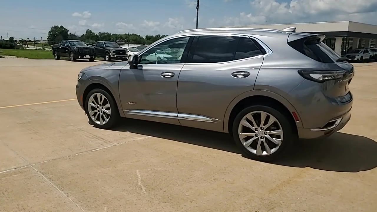 Certified 2022 Buick Envision Avenir w/ Technology Package II image 6