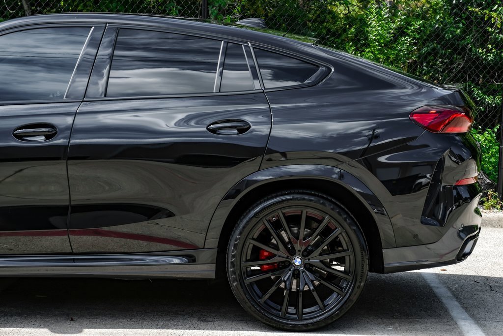 Used 2023 BMW X6 xDrive40i w/ M Sport Package image 23