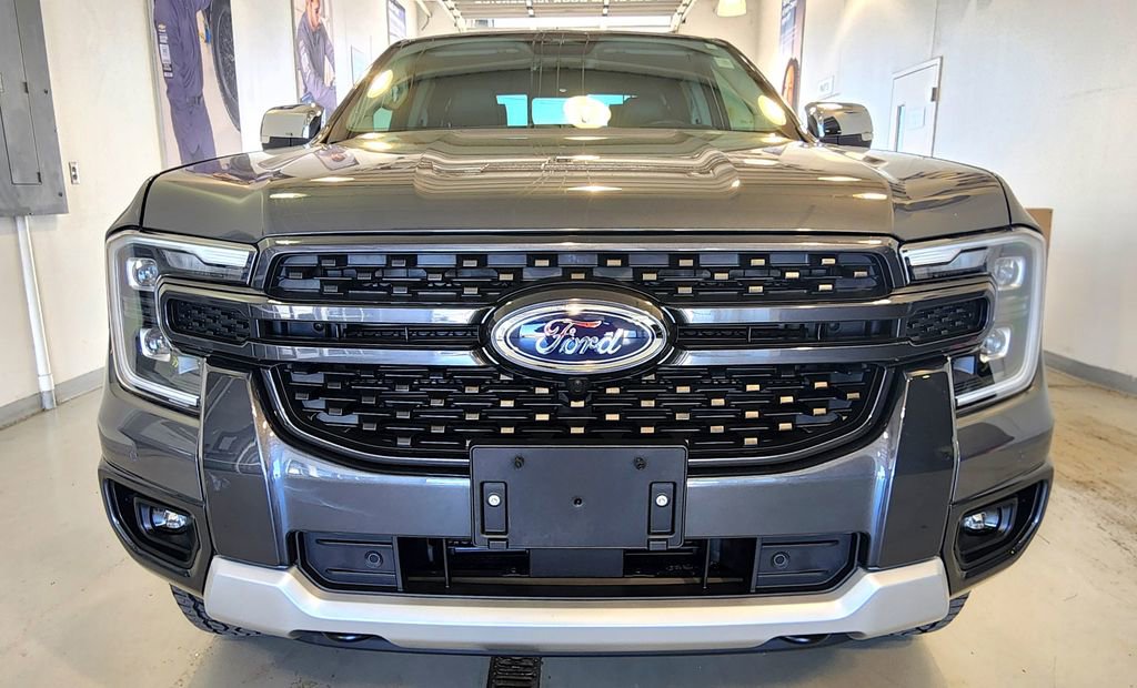 Used 2024 Ford Ranger Lariat w/ Trailer Tow Package AWD/4WD image 3