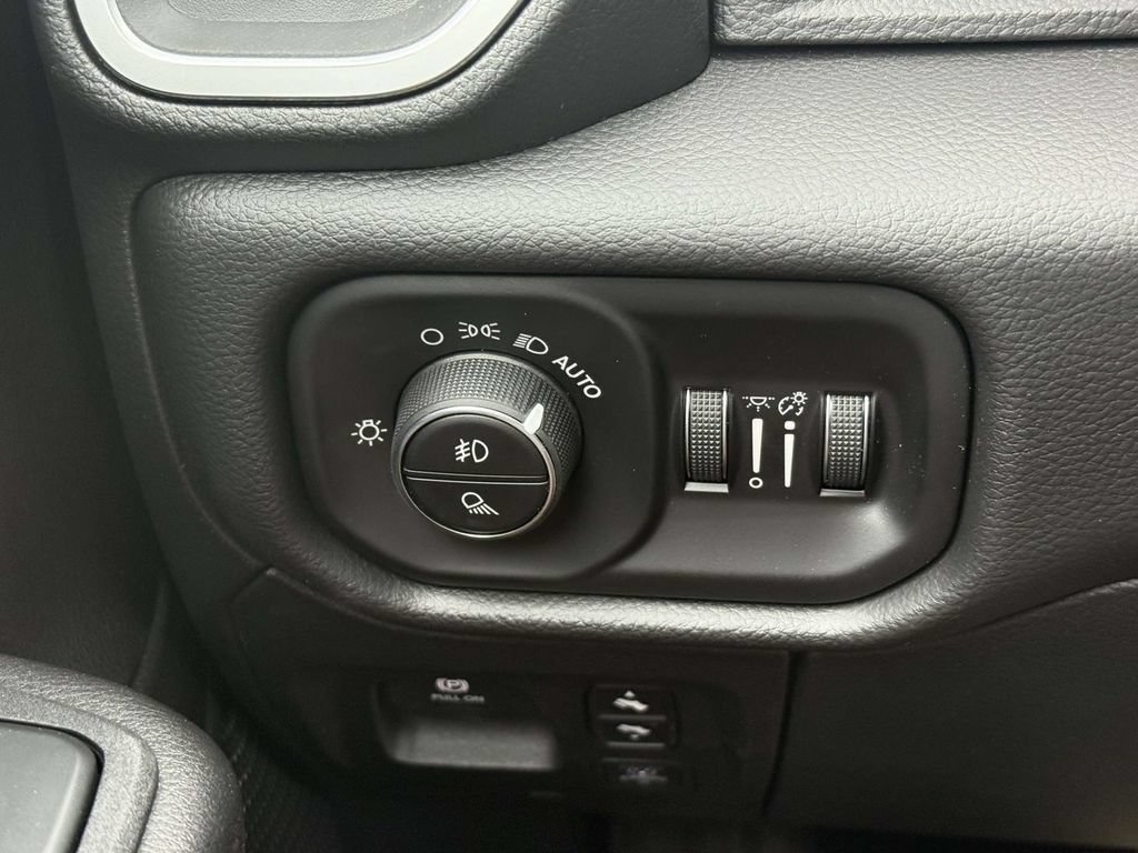 New 2026 RAM 1500 Big Horn AWD/4WD image 27