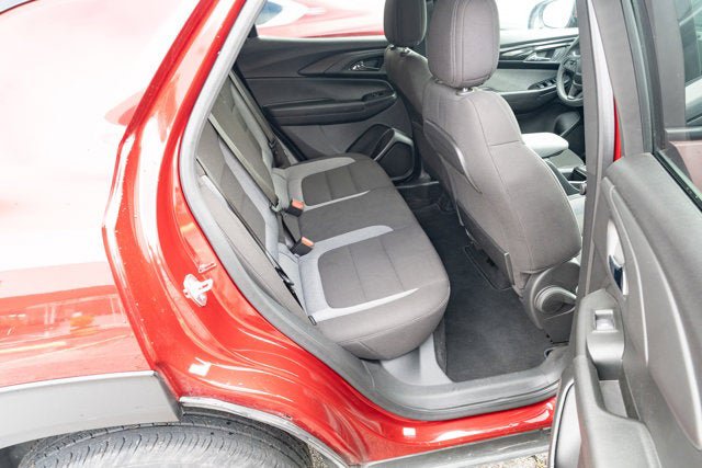 Used 2025 Chevrolet TrailBlazer LT FWD image 36