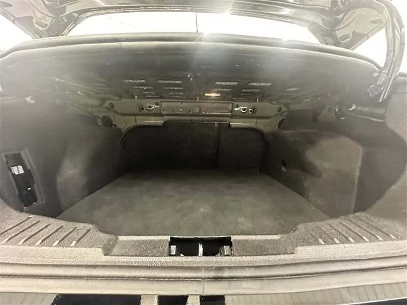 Used 2017 Ford Focus SE FWD image 14