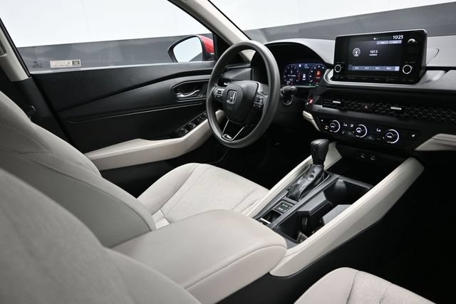 Used 2023 Honda Accord EX image 13