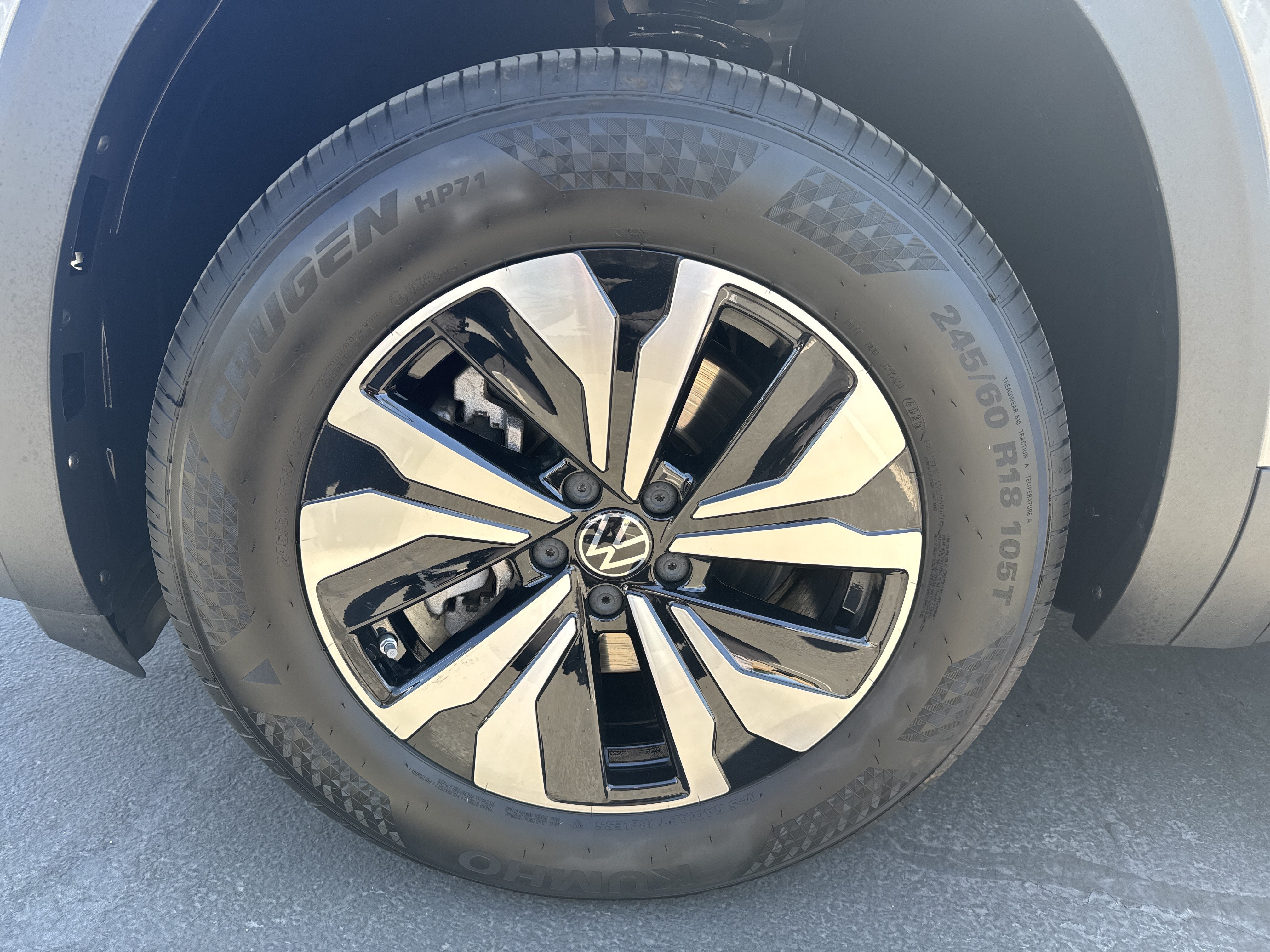 Used 2026 Volkswagen Atlas SE FWD image 12