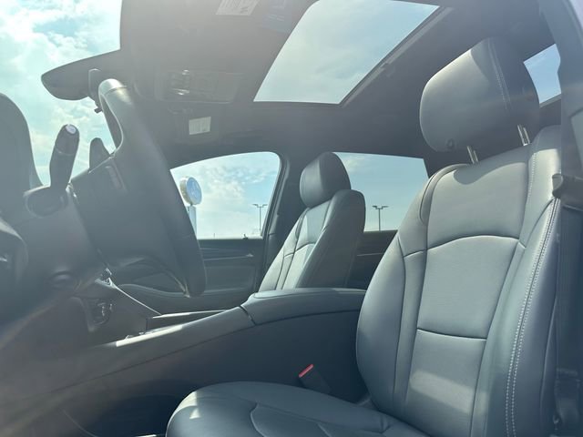 Used 2023 Buick Enclave Premium image 10