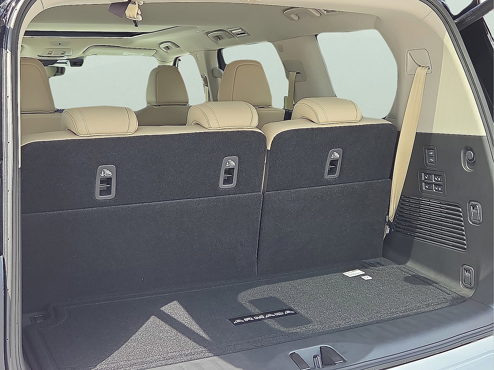 New 2026 Nissan Armada Platinum Reserve image 9