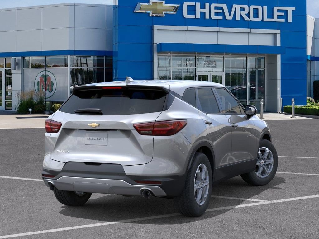 New 2026 Chevrolet Blazer LT FWD image 4