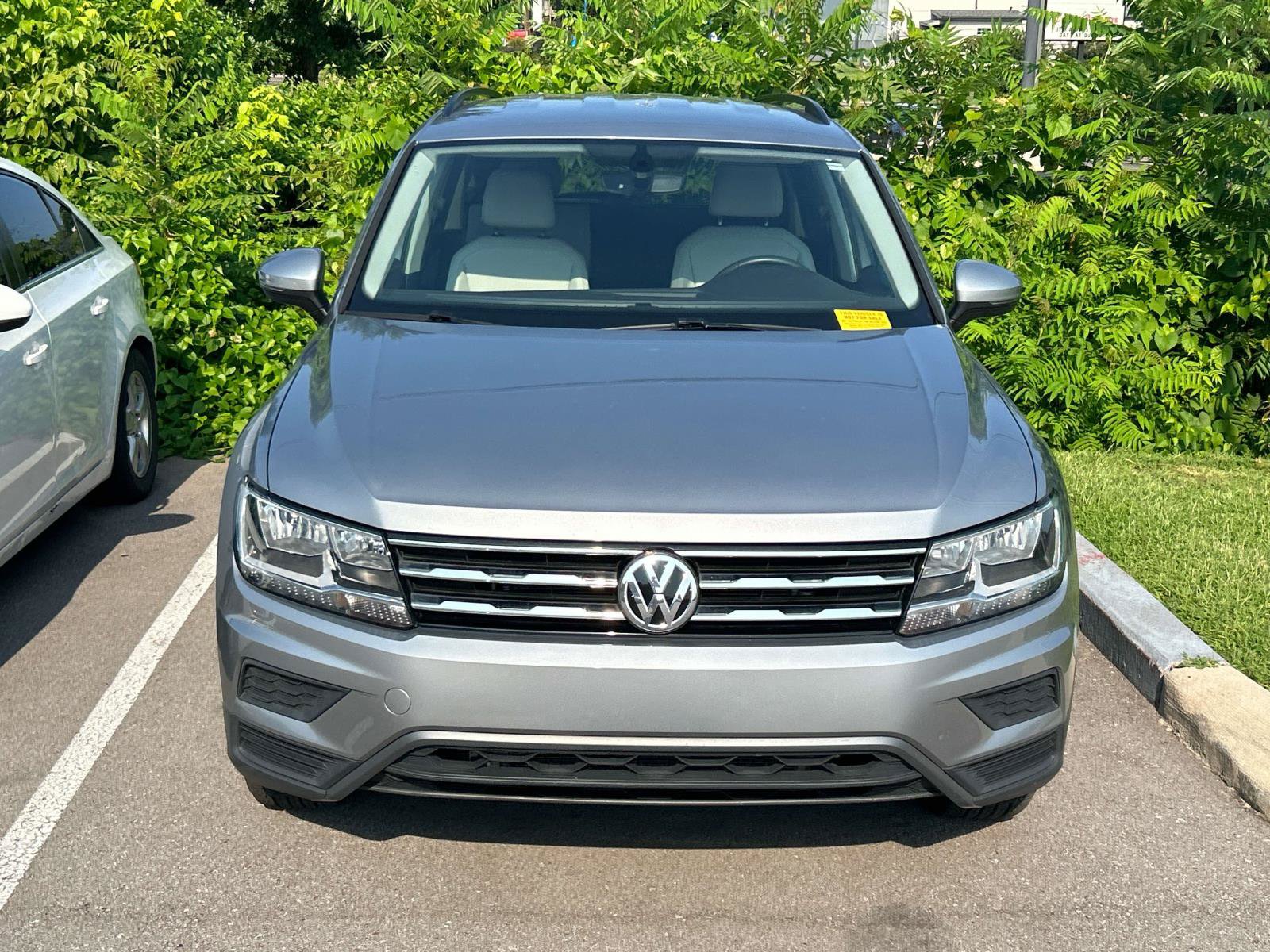 Used 2021 Volkswagen Tiguan SE FWD image 5