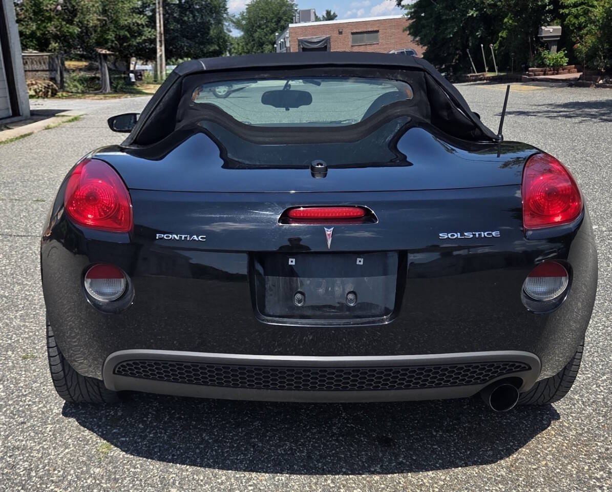 Used 2006 Pontiac Solstice Convertible w/ Premium Package RWD image 10
