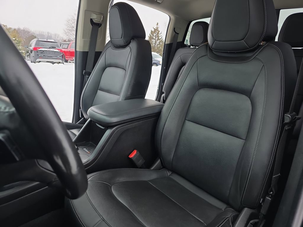 Used 2022 Chevrolet Colorado Z71 w/ Z71 Midnight Edition image 14