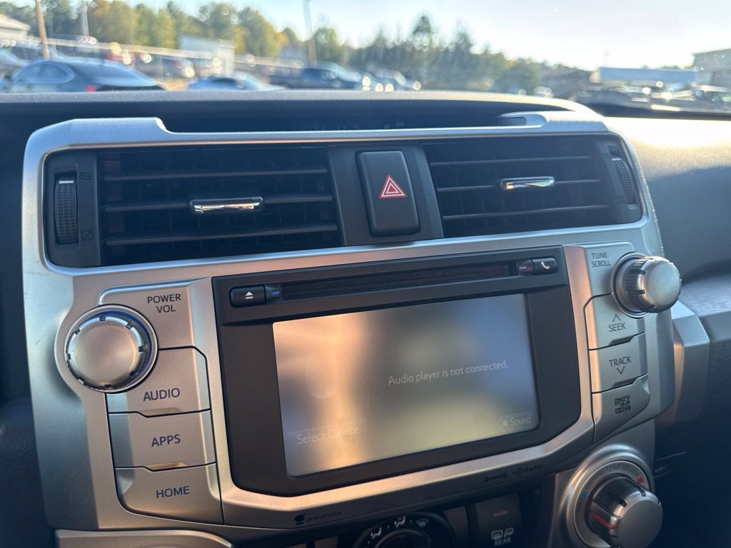 Used 2018 Toyota 4Runner SR5 Premium AWD/4WD image 18