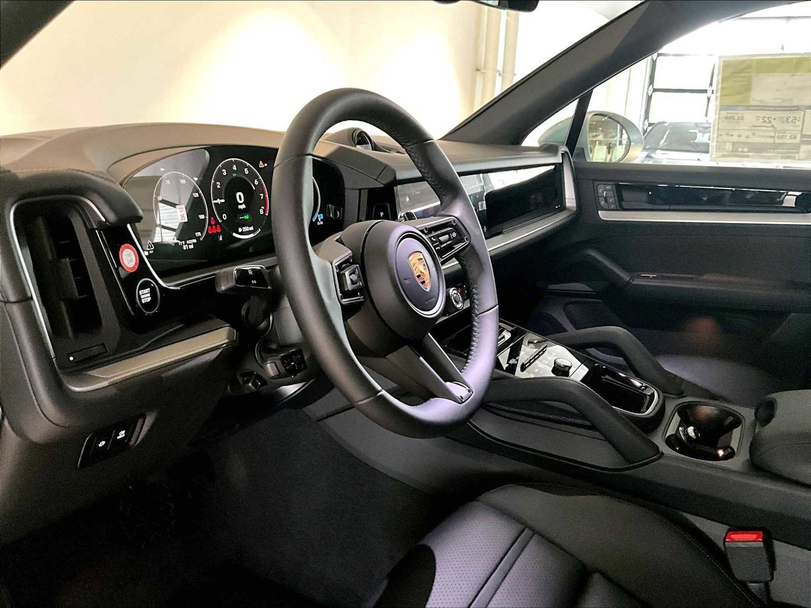 New 2026 Porsche Cayenne E-Hybrid AWD/4WD image 4