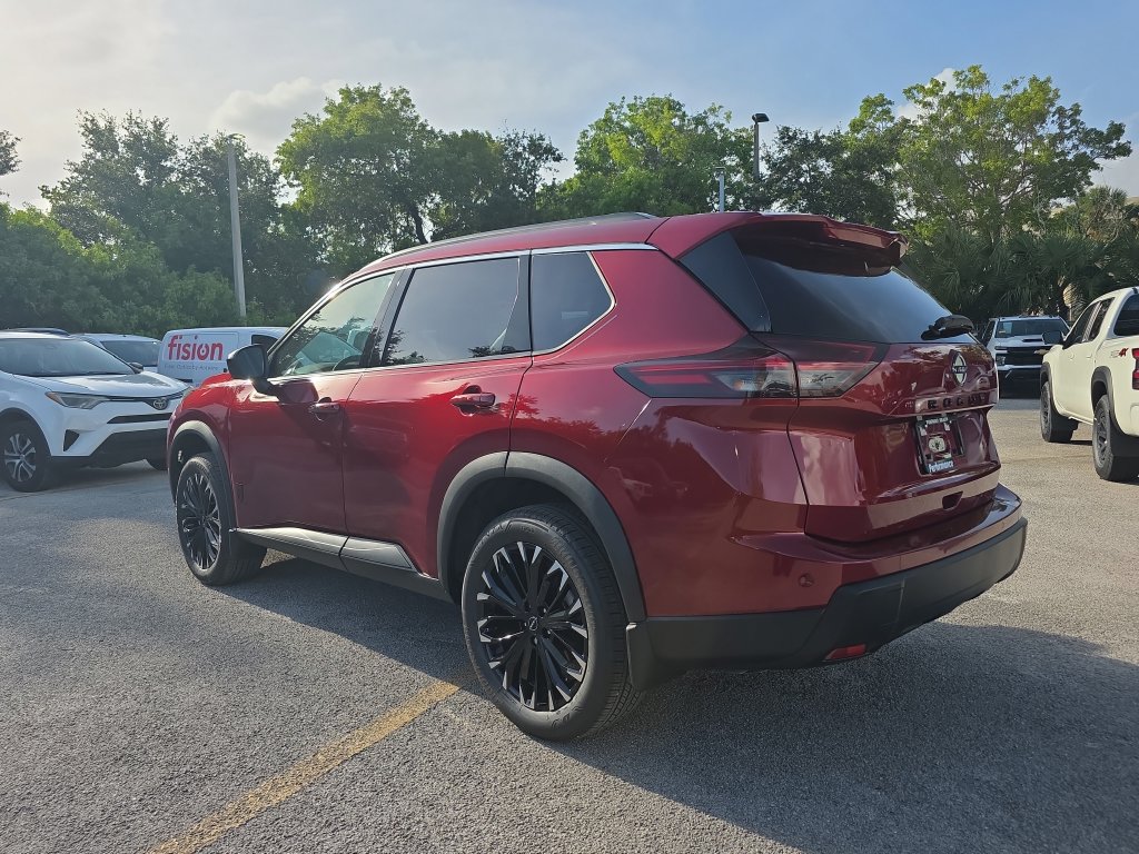 New 2026 Nissan Rogue Dark Armor FWD image 6