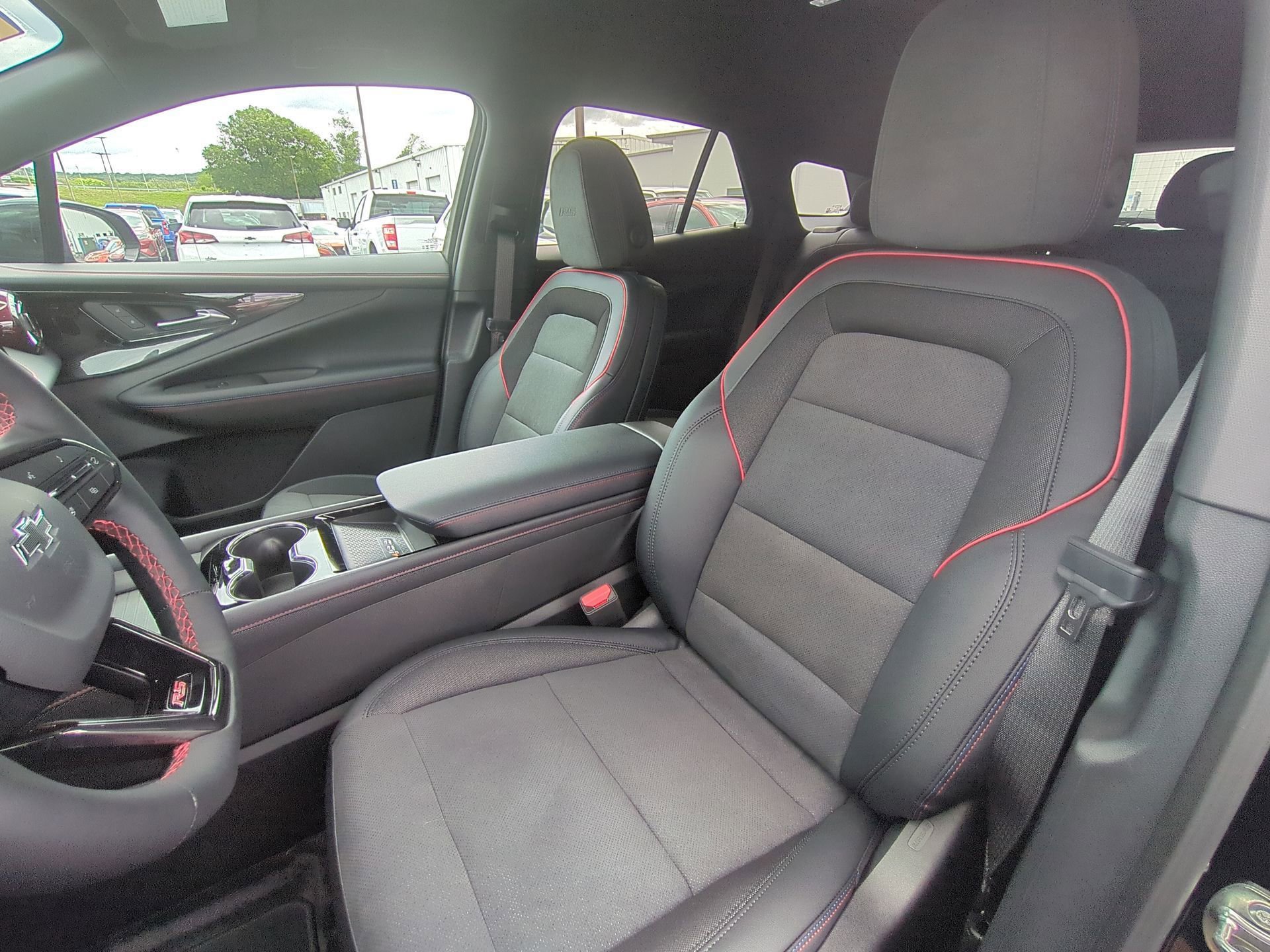 New 2025 Chevrolet Blazer EV RS RWD image 18