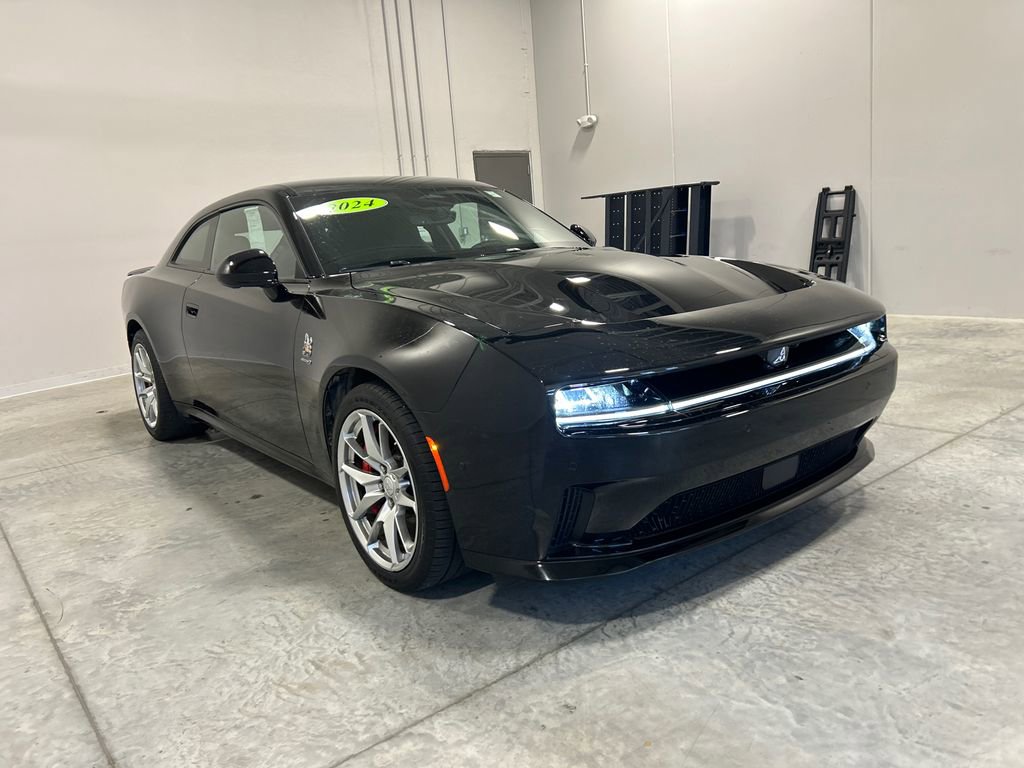 Used 2024 Dodge Charger Daytona Scat Pack w/ Plus Group AWD/4WD image 4
