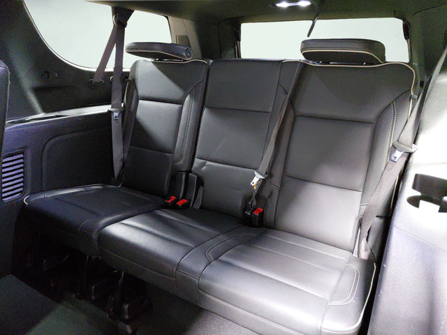 Used 2025 Chevrolet Suburban Premier AWD/4WD image 20