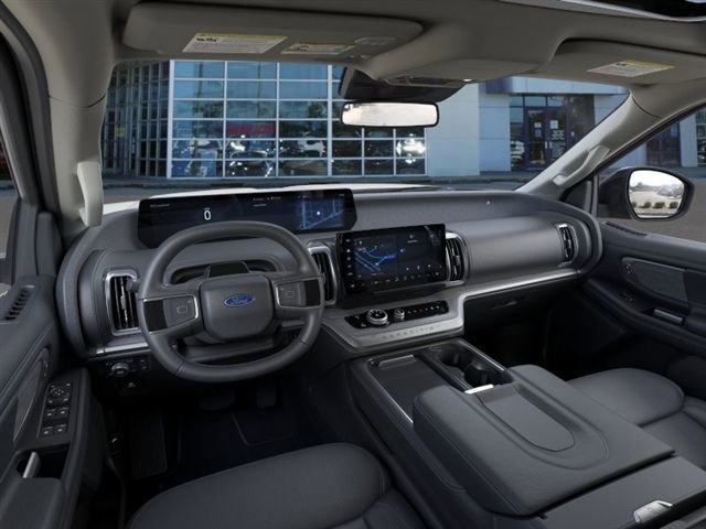 New 2026 Ford Expedition Platinum w/ Driver's Package AWD/4WD image 9