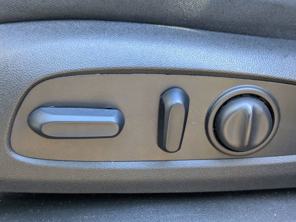 Used 2024 Chevrolet Equinox LT image 21