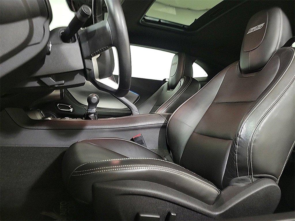 Used 2011 Chevrolet Camaro SS w/ RS Package image 10