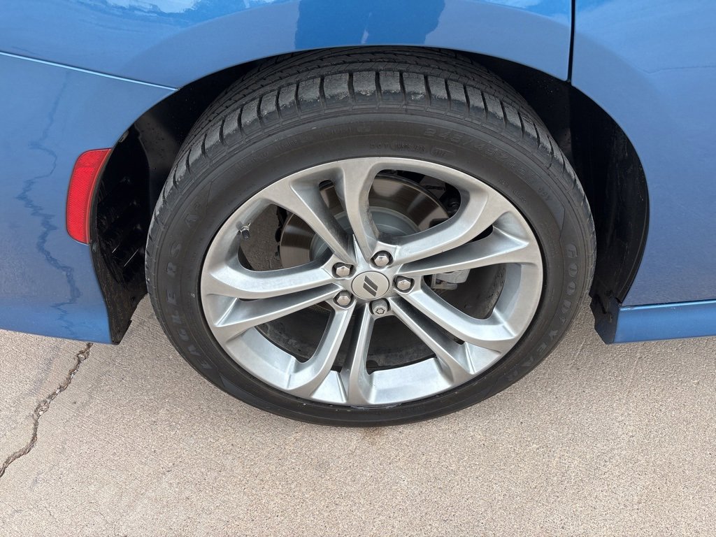 Certified 2022 Dodge Charger R/T image 11