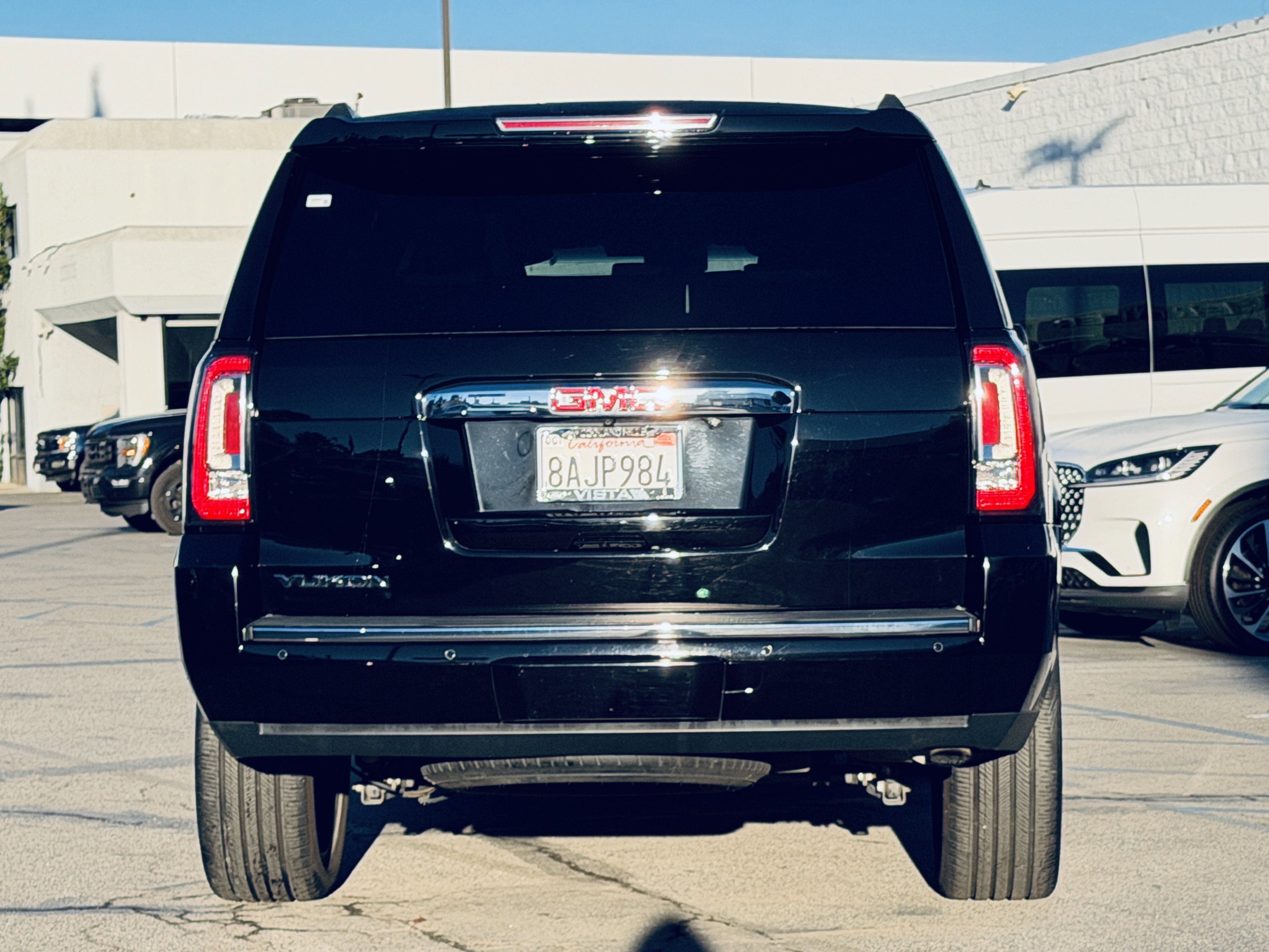 Used 2018 GMC Yukon Denali w/ Denali Ultimate Package image 19