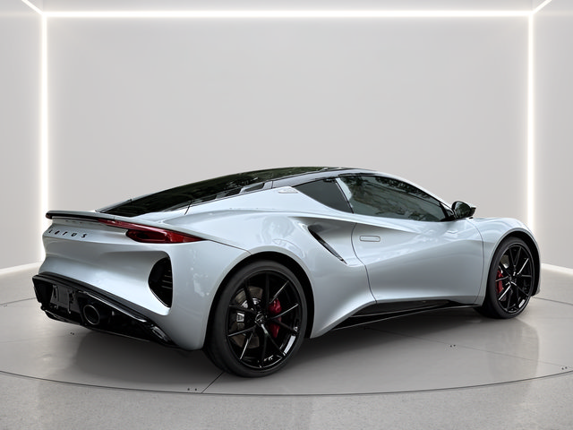 Used 2025 Lotus Emira RWD image 5