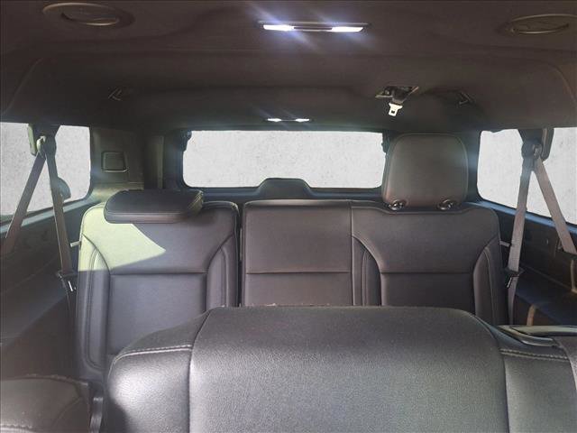 Used 2021 Chevrolet Suburban LT image 19