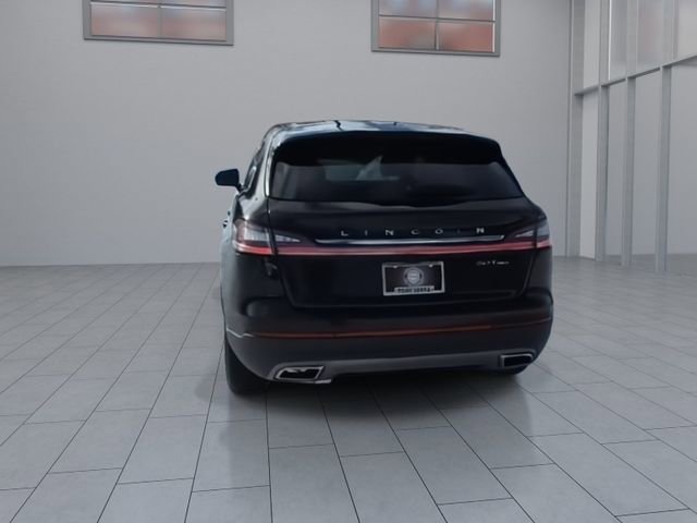 Used 2019 Lincoln Nautilus Premier AWD/4WD image 7