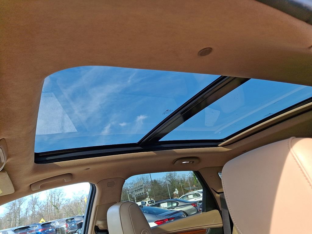 Used 2019 Cadillac XT5 Platinum image 14