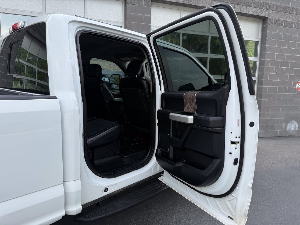 Used 2018 Ford F350 Lariat w/ Chrome Package AWD/4WD image 41