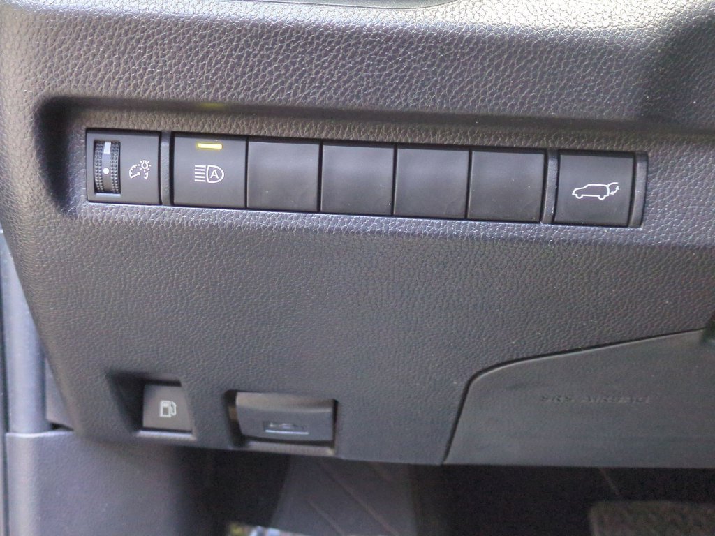 Used 2024 Toyota RAV4 XLE w/ Convenience Package AWD/4WD image 21