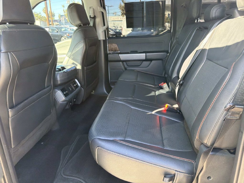Used 2021 Ford F150 Lariat RWD image 13