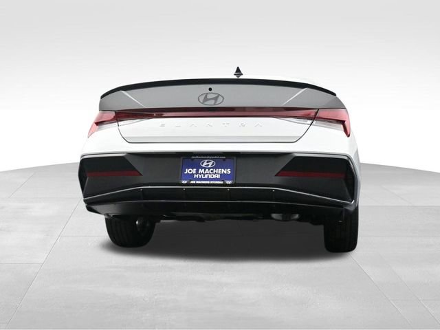 New 2026 Hyundai Elantra SEL Sport Premium FWD image 35
