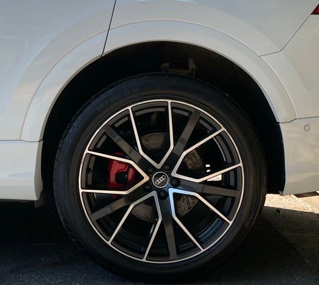 Used 2021 Audi Q8 Premium Plus AWD/4WD image 6