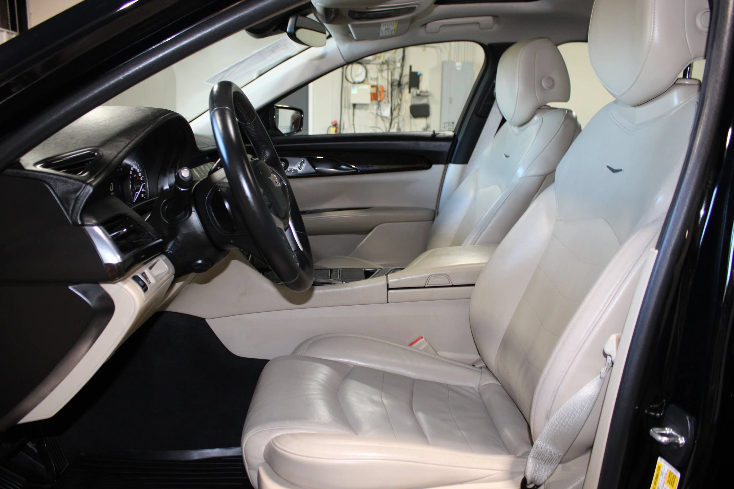 Used 2016 Cadillac CT6 RWD image 27