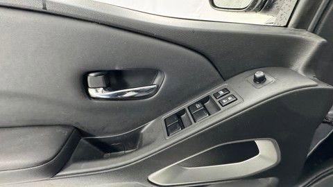 Certified 2023 Nissan Frontier SV w/ SV Convenience Package image 23