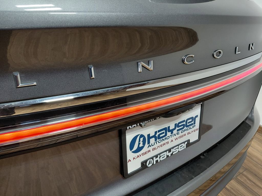 Used 2022 Lincoln Nautilus Reserve w/ Equipment Group 201A AWD/4WD image 18