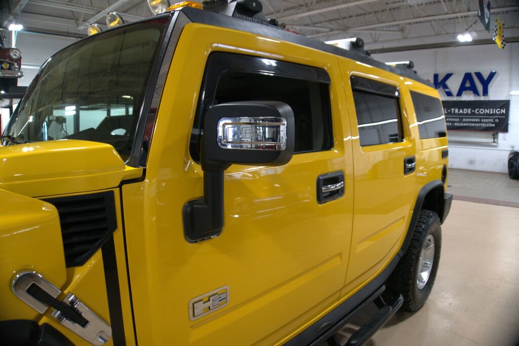 Used 2003 HUMMER H2 w/ Preferred Equipment Group image 16