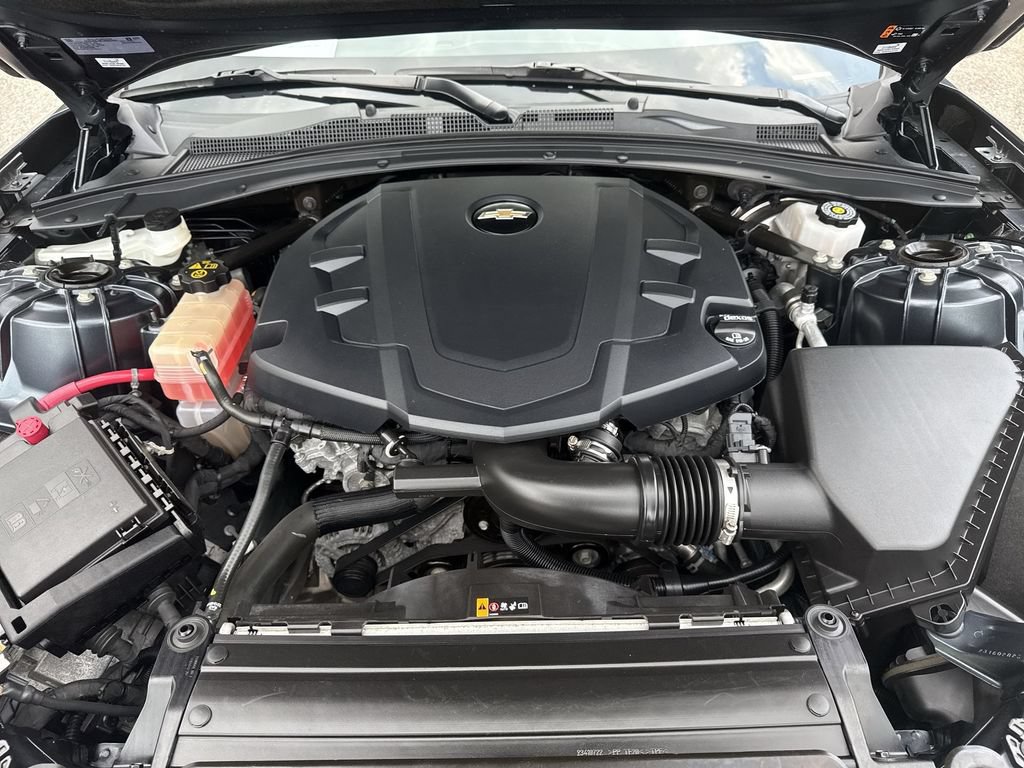 Used 2021 Chevrolet Camaro LT w/ RS Package RWD image 17
