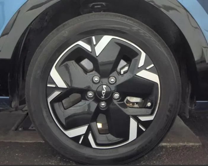 Used 2023 Kia Niro Wind FWD image 10