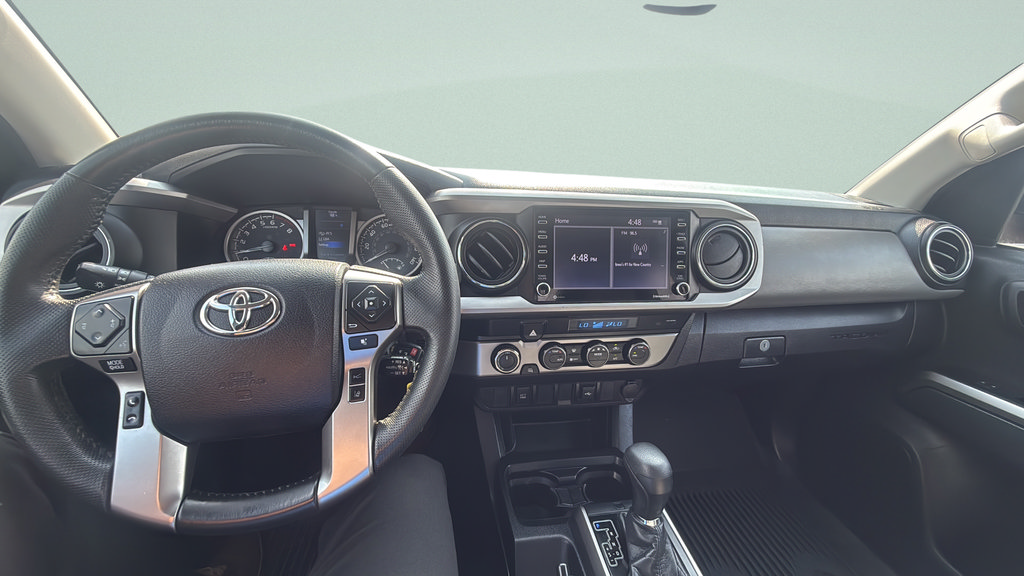 Used 2021 Toyota Tacoma SR5 AWD/4WD image 2