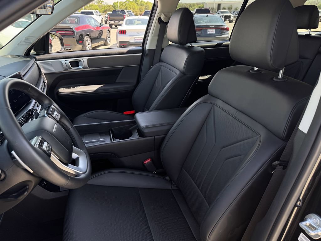 Used 2025 Hyundai Santa Fe SEL image 25