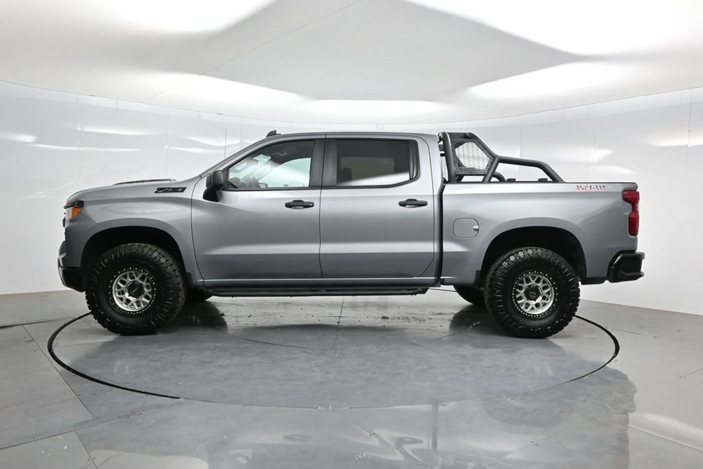 Used 2025 Chevrolet Silverado 1500 Custom Trail Boss w/ LPO, Dark Essentials Package AWD/4WD image 34