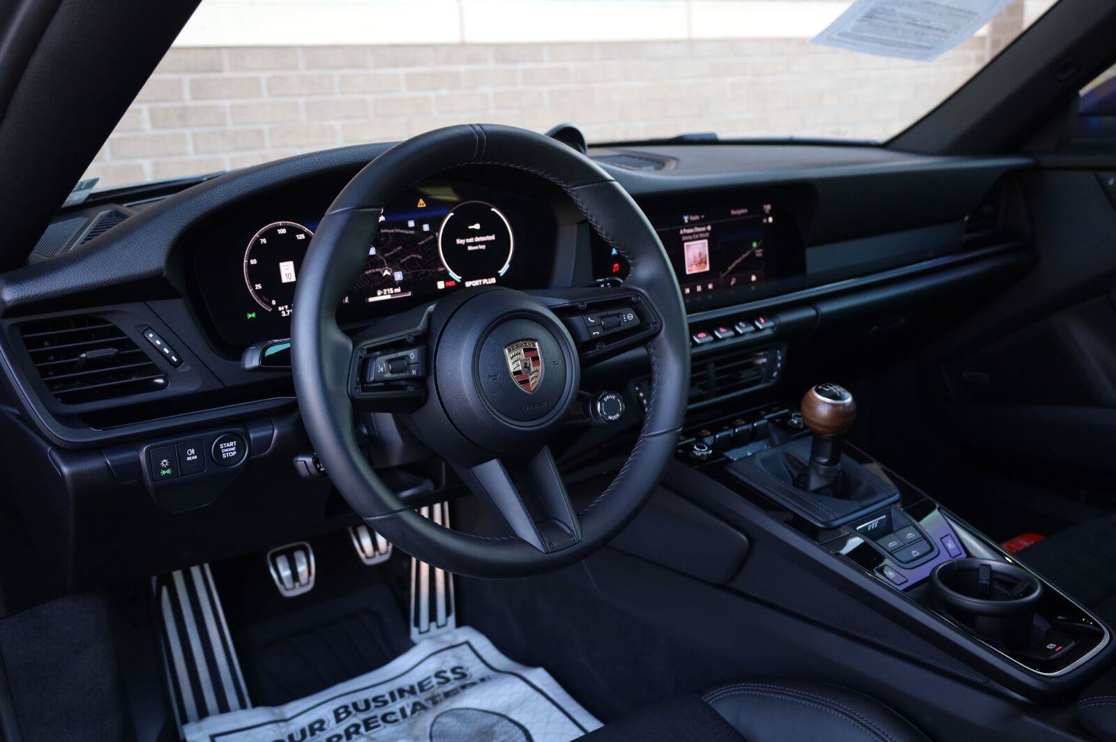 Used 2026 Porsche 911 Carrera T RWD image 23